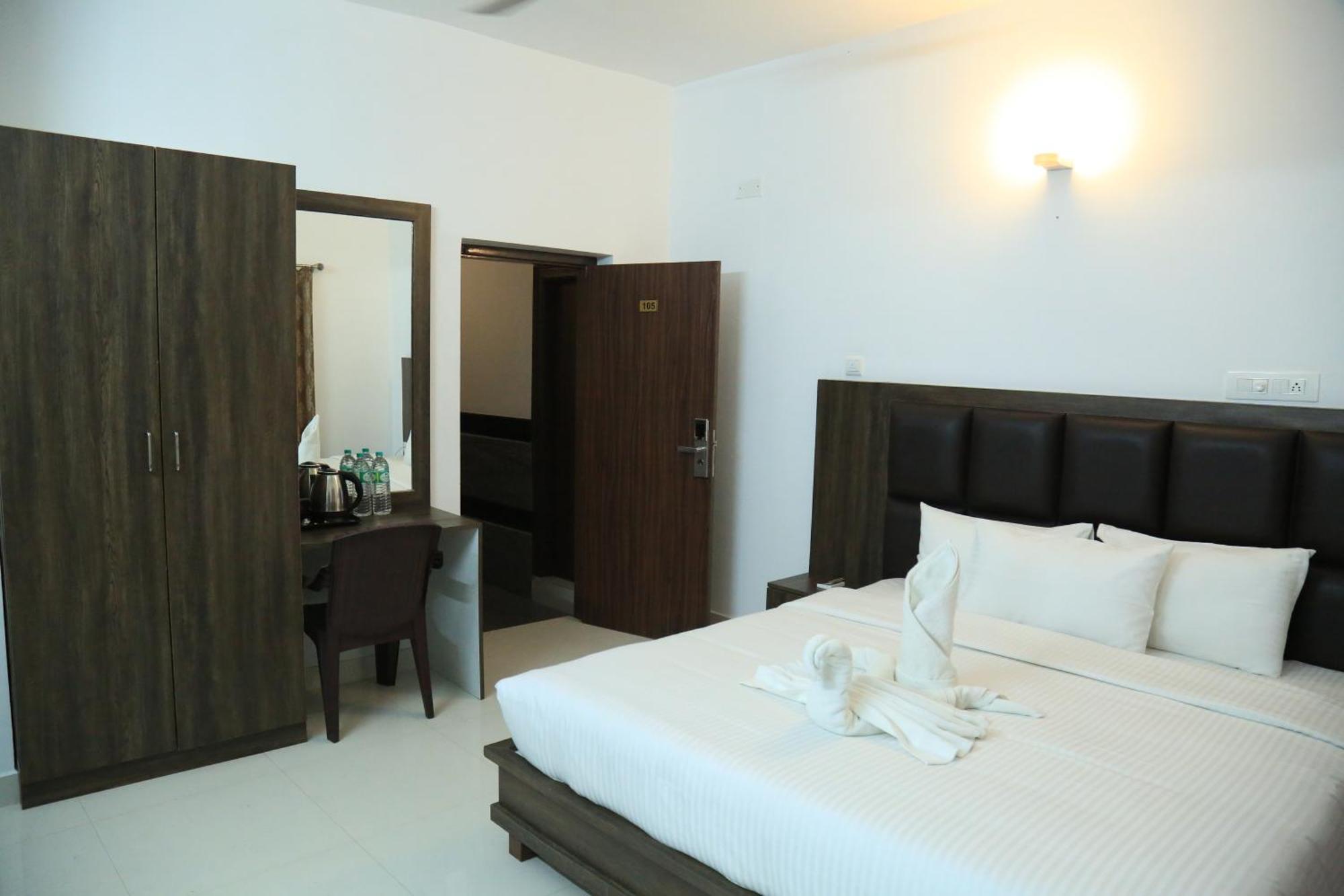 Christian Guest House Vellore Exterior photo