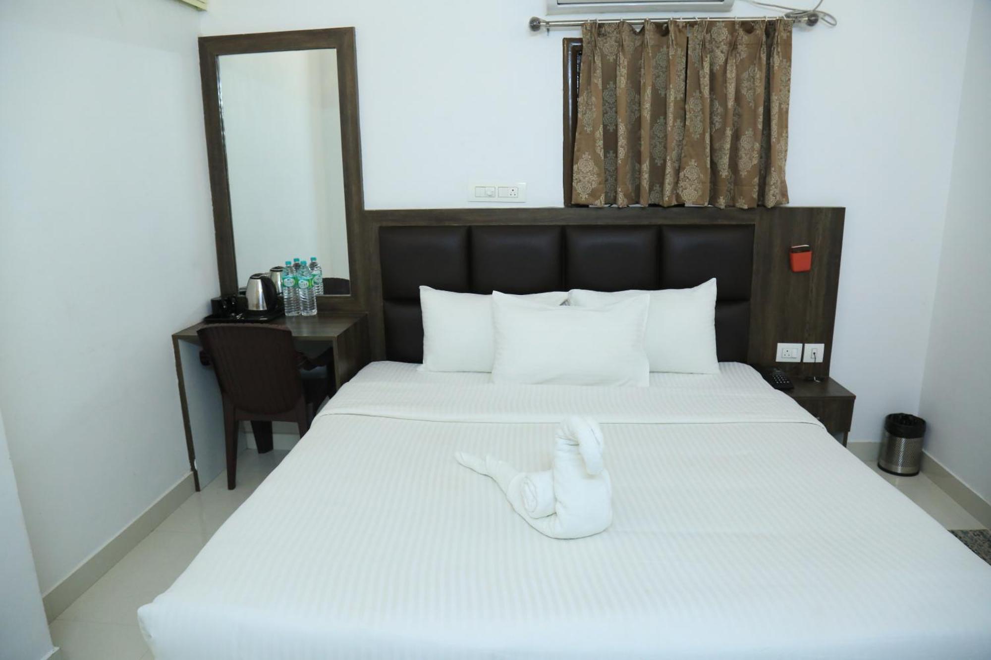 Christian Guest House Vellore Exterior photo